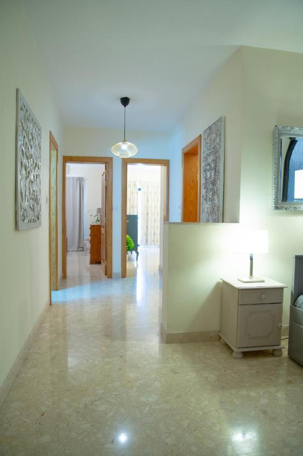 Large And Bright Apartment In The City Centre Goslm-2 Sliema Exterior photo